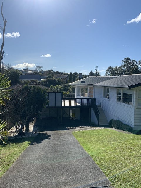 27 Infidel Place, Torbay, Auckland