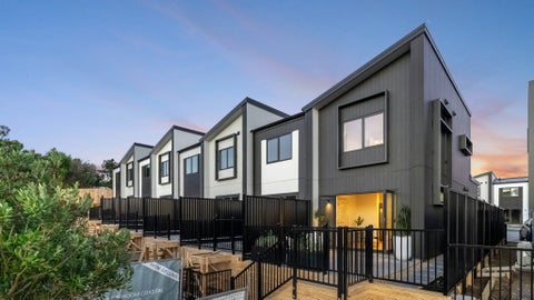 3/6 Ngaroma House Drive, Hobsonville, Auckland