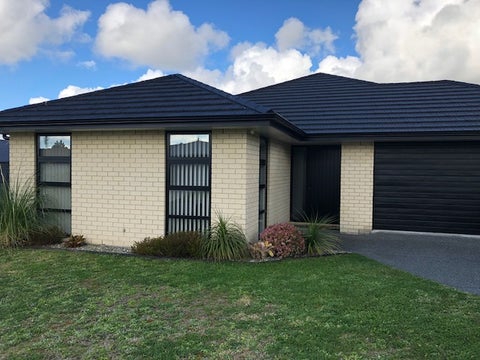 36 Fairfax Crescent, Pyes Pa, Tauranga