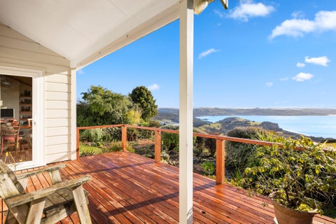 195 Heyward Point Road, Heyward Point, Port Chalmers
