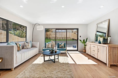 684A East Coast Road, Pinehill, Auckland