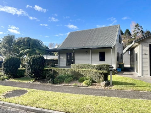 69 Arundel Crescent, Westown, New Plymouth
