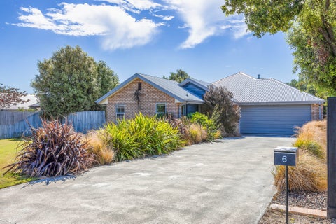 6 James Drive, Woodend, Woodend