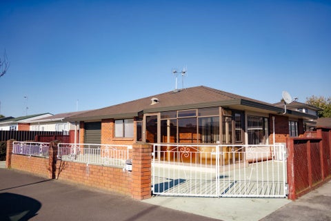 202 Southampton Street West, Hastings, Hastings