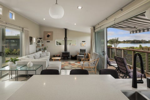 32 Roretana Drive, Athenree, Katikati