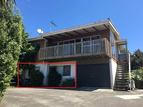 2/16 Long Bay Drive, Torbay, Auckland