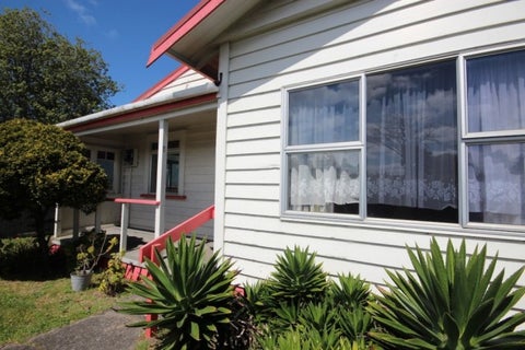 2 Bell Crossing Street, Huntly, Huntly