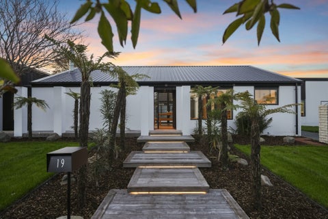 19 Dunbarton Street, Redwood, Christchurch