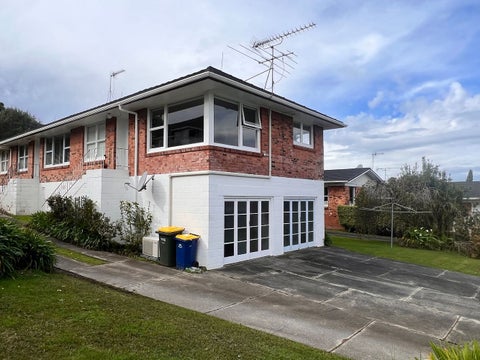 3/7 Sudan Avenue, Milford, Auckland