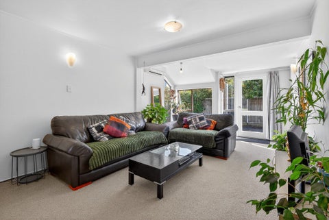 3B Pukatea Street, Eastbourne, Lower Hutt