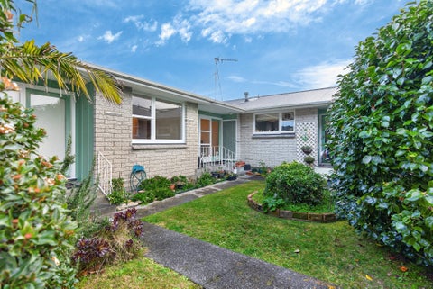 8/250 Muritai Road, Eastbourne, Lower Hutt