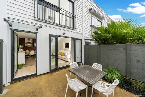 22/3 Burton Street, Grafton, Auckland