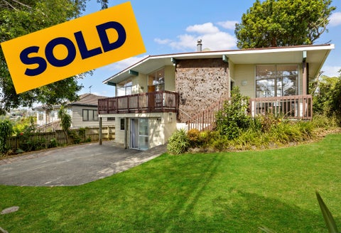 56 Canberra Avenue, Lynfield, Auckland