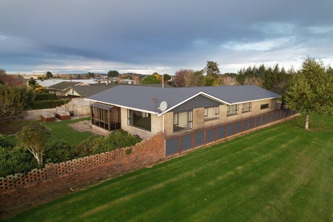 126 Eglinton Street, Winton, Winton