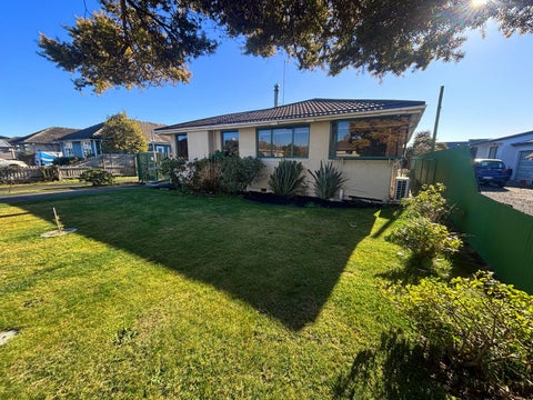 73 Winters Road, Redwood, Christchurch