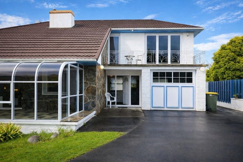 21 Lyndhurst Road, Te Atatu South, Auckland