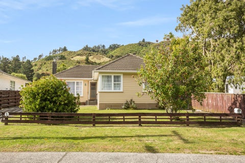 93 Wood Street, Wainuiomata, Lower Hutt