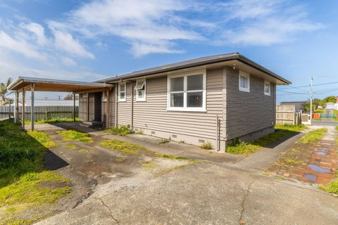 456 Heads Road, Castlecliff, Whanganui
