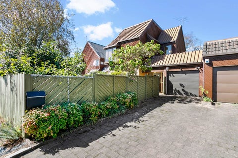 7 Mapau Road, Greenlane, Auckland