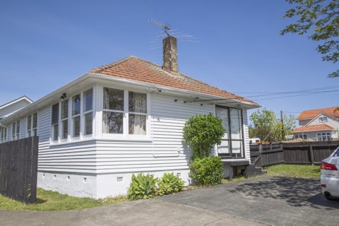 104A Lake Road, Belmont, Auckland