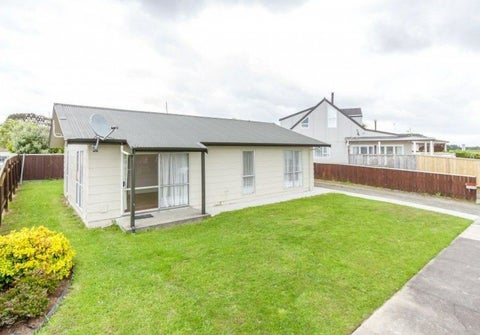 15A Leander Place, Milson, Palmerston North