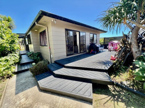 14 James Street, Raglan, Raglan