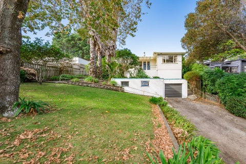 9 Tennis Court Road, Raumati South, Paraparaumu