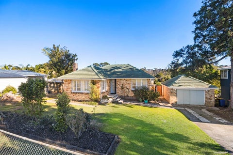 4 Preston Avenue, Henderson, Auckland