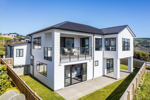 4 Omaka Place, Aotea, Porirua