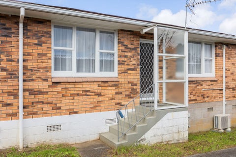 2/571 Mount Albert Road, Royal Oak, Auckland