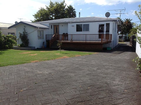 85 First View Avenue, Beachlands, Auckland