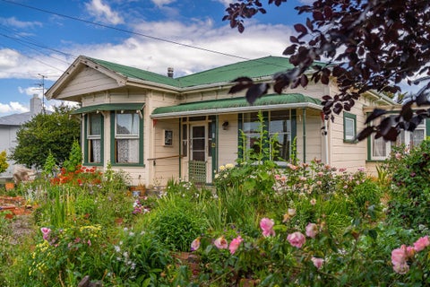 2 Hacker Street, Masterton