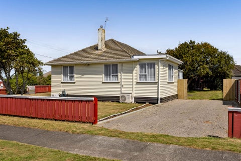 2 Acourt Street, Hawera