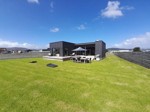 143 Ngaio Drive, Matarangi