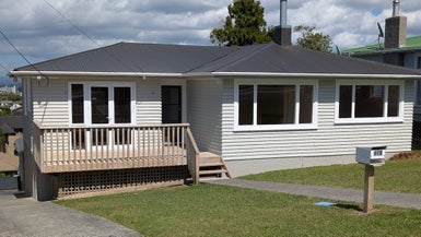 978 East Coast Road, Northcross, Auckland
