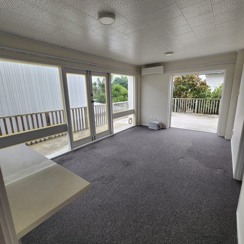 39 Ripon Crescent, Meadowbank, Auckland