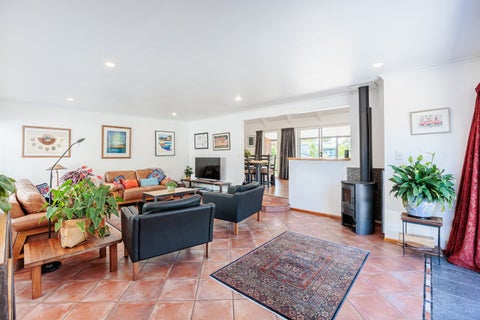 37 Cedar Road, Te Awanga, Te Awanga