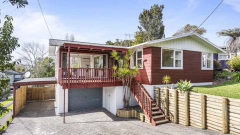 9 Merchant Avenue, Te Atatu South, Auckland