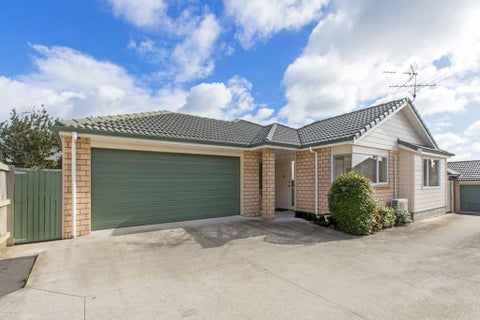 34B Vincent Street, Howick, Auckland