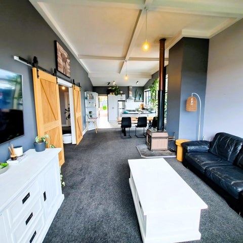 35 Chaucer Street, Milton