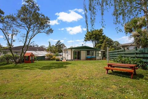 29 Finlow Drive, Te Atatu South, Auckland
