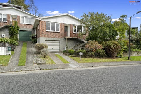 4A Deller Grove, Silverstream, Upper Hutt