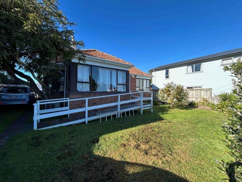 38 Range View Road, Mount Albert, Auckland