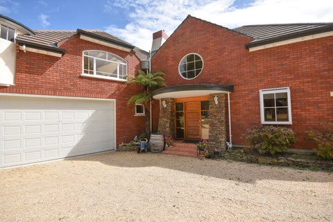 21 Helensbrook Road, Milton
