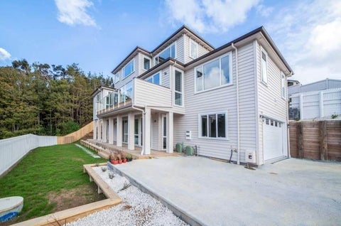 25 Blacks Road, Greenhithe, Auckland