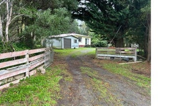 219 Hoeke Road, Carterton