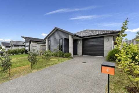 41 Hills View Drive, Papamoa