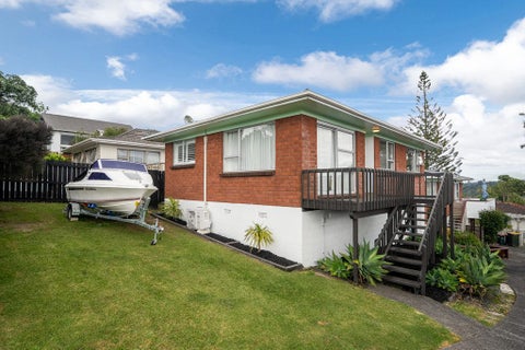1/24 Bayview Road, Bayview, Auckland