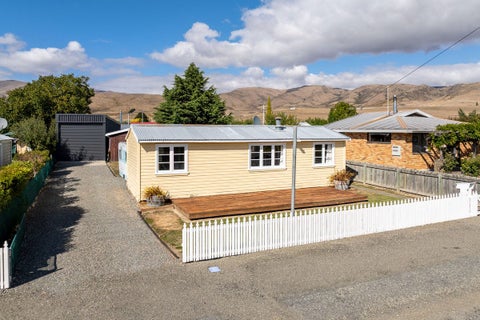 37 Lindis Crescent, Otematata