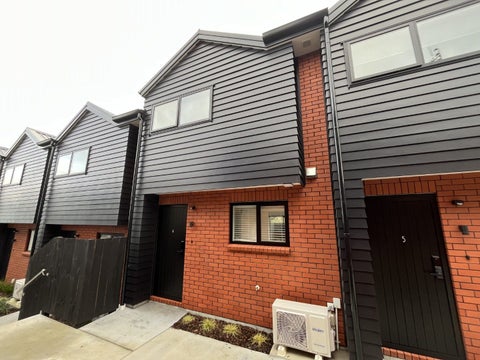4/13 Brough Road, Manurewa East, Auckland